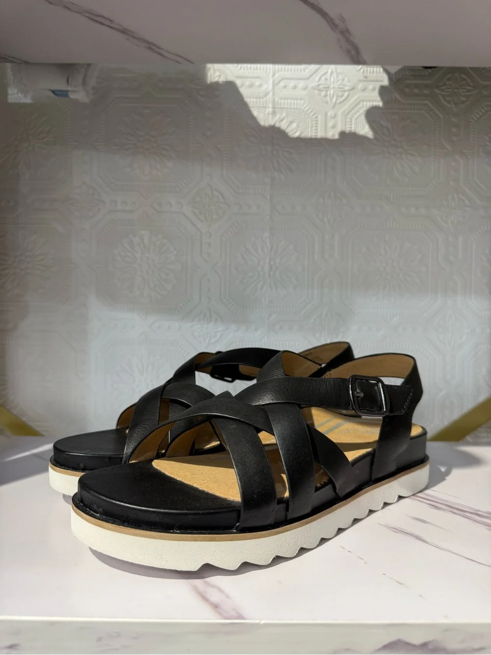 Aetrex Carmen Black SF130W36 Crisscross Strappy Sandals with White Platform